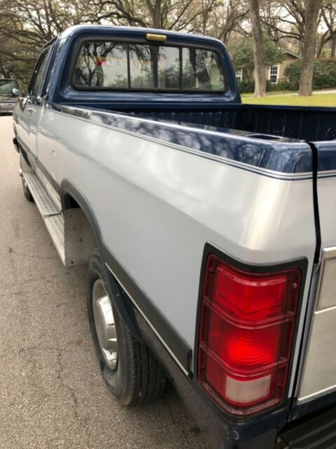 1993 Dodge Ram 2500 LE 2dr 4WD Extended Cab LB - photo 7