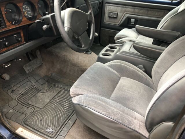 1993 Dodge Ram 2500 LE 2dr 4WD Extended Cab LB - photo 8