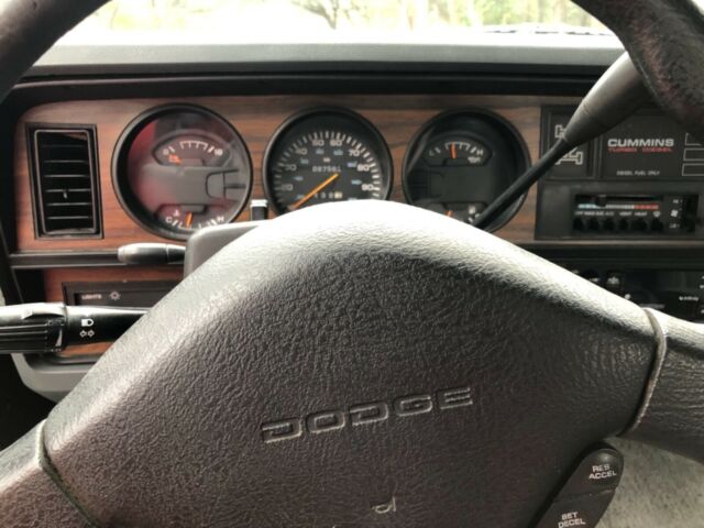 1993 Dodge Ram 2500 LE 2dr 4WD Extended Cab LB - photo 9