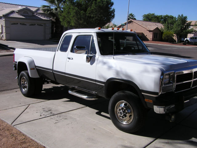 1993 Dodge Ram 3500 LE - photo 2