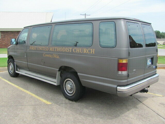 1980 Ford E-Series Van - photo 2