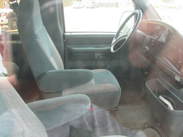 1980 Ford E-Series Van - photo 9
