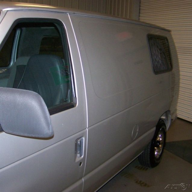1993 Ford E-Series Van Econoline - photo 10