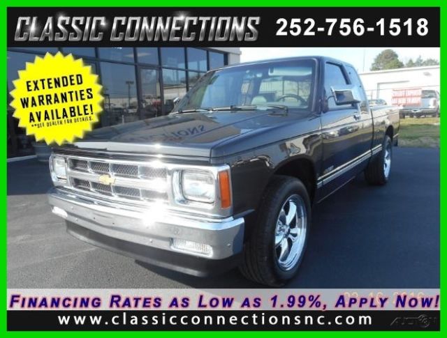 1993 Chevrolet S-10 Ext. Cab Short Bed 2WD