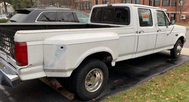 1993 Ford F-350 XLT - photo 2