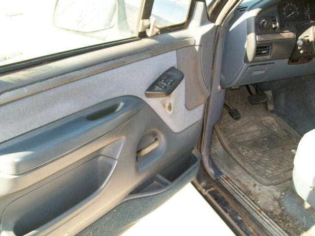 1993 Ford F-150 XLT - photo 10