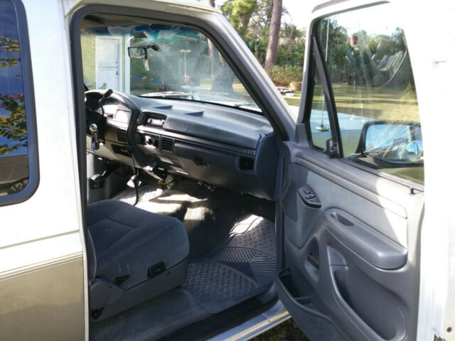 1993 Ford F-250 XLT - photo 7