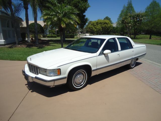 1993 Cadillac Fleetwood - photo 2