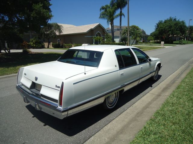 1993 Cadillac Fleetwood - photo 5