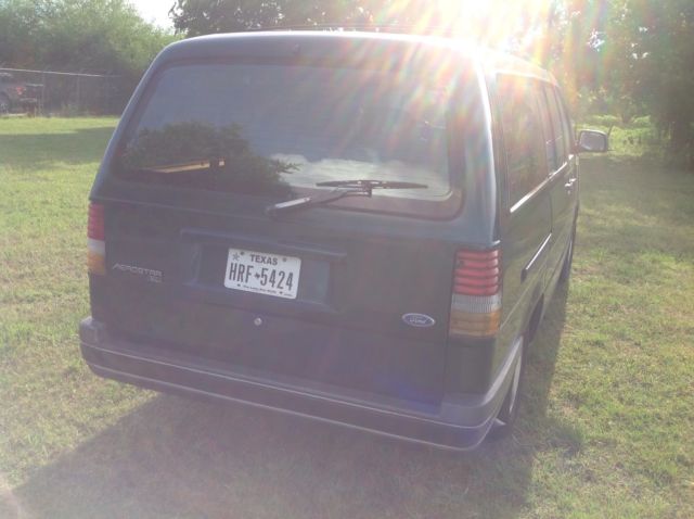 1993 Ford Aerostar XL - photo 4