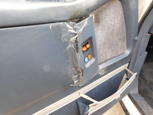 1993 Ford Aerostar Eddie Bauer - photo 11