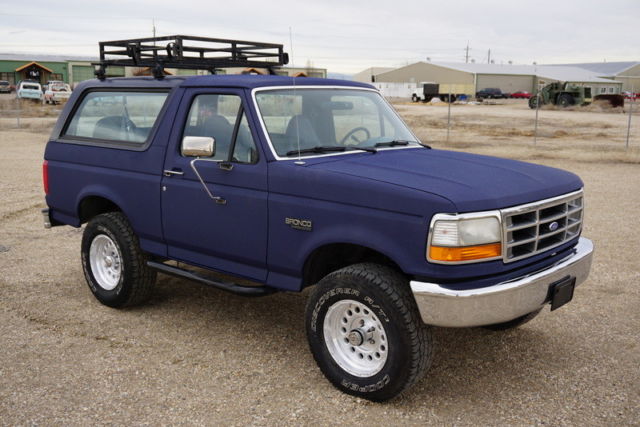 1993 Ford Bronco Custom, 4x4, A/C, Low Mileage, Classic Rust Free Bronco 1993 Ford Bronco Bronco Custom