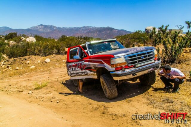 1993 Ford Bronco - photo 2