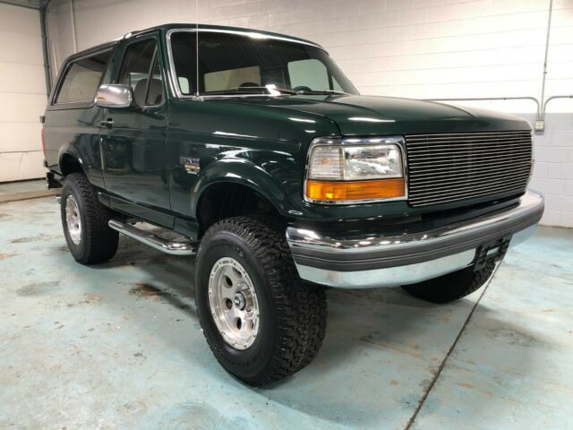 1993 Ford Bronco Eddie Bauer - photo 2