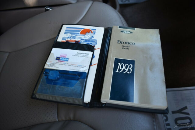 1993 Ford Bronco FORD BRONCO EDDIE BAUER 4X4 MUST SEE ORIGINAL 43K MILES - photo 10