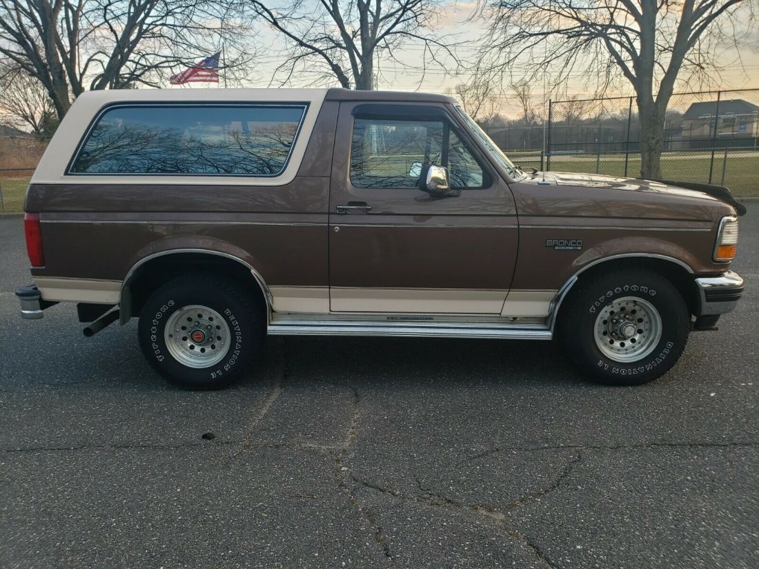 1993 Ford Bronco EDDIE BAUER - photo 5