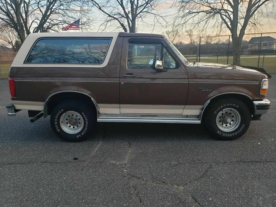 1993 Ford Bronco - photo 8