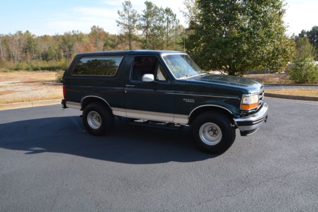 1993 Ford Bronco Eddie Bauer Sport Utility 2-Door - photo 3