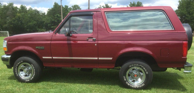 1993 Ford Bronco XLT - photo 6