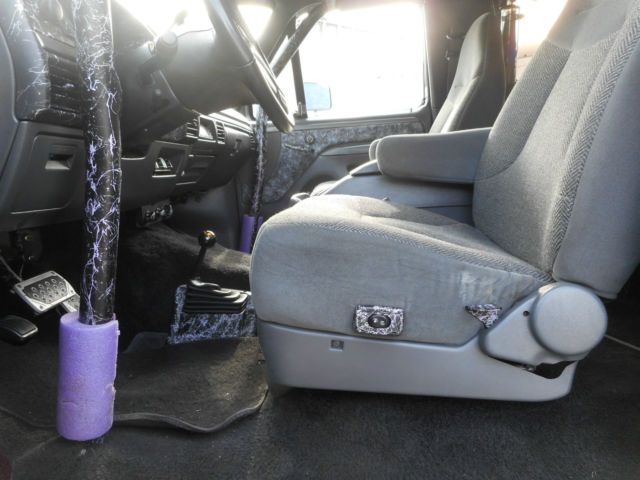 1993 Ford Bronco XLT - photo 13