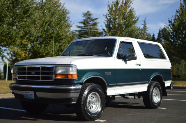 1993 FORD BRONCO XLT 4X4 2-DOOR LOW LOW MILES 90,941!!! 1993 Ford Bronco XLT 4X4 90,941 MILES!
