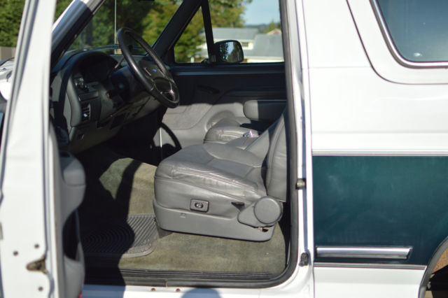 1993 Ford Bronco XLT 4X4 90,941 MILES! - photo 6