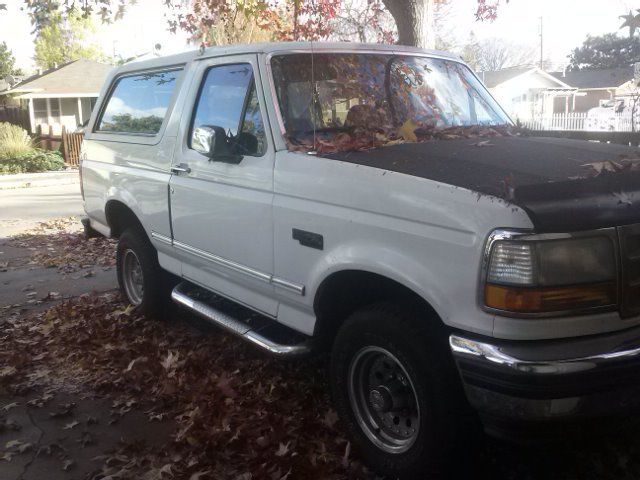 1993 Ford Bronco - photo 2