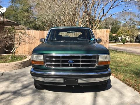1993 Ford Bronco XLT 8 Cyl. 1993 Ford Bronco XLT