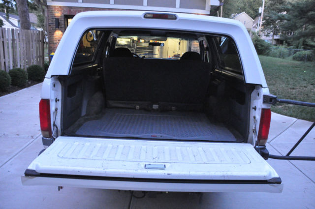1993 Ford Bronco XLT - photo 10