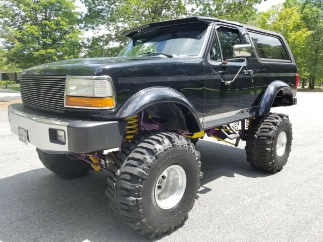 1993 Ford Bronco XLT - photo 9