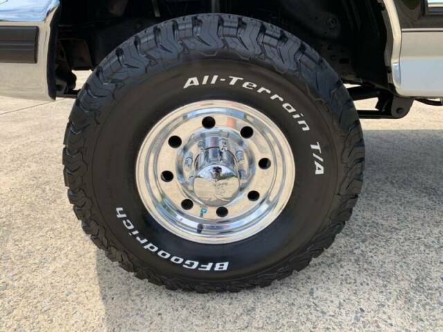 1993 Ford F-350 XLT - photo 10