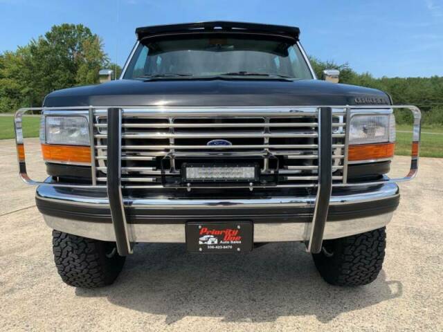 1993 Ford F-350 XLT - photo 2
