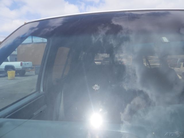 1993 Ford E-Series Van XLT - photo 10