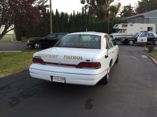 1993 Ford Crown Victoria Police Package Trim - photo 3