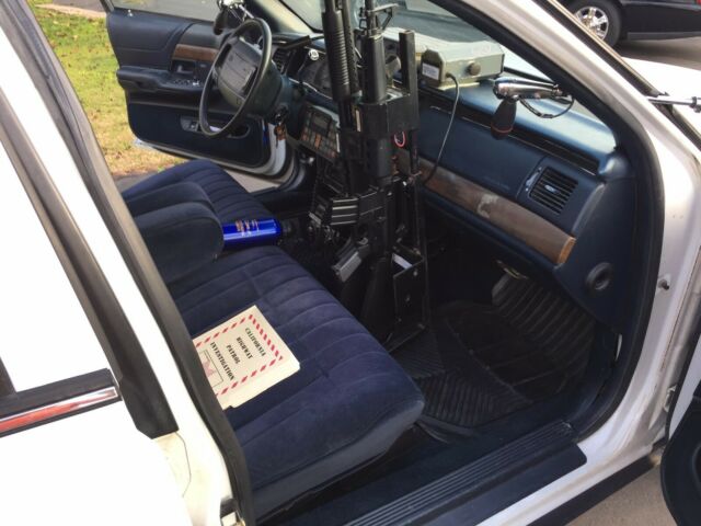 1993 Ford Crown Victoria Police Package Trim - photo 6