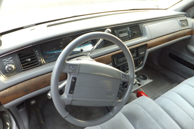 1993 Ford Crown Victoria Crown Victoria - photo 11