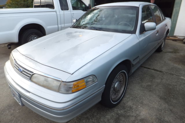 1993 Ford Crown Victoria Crown Victoria - photo 2