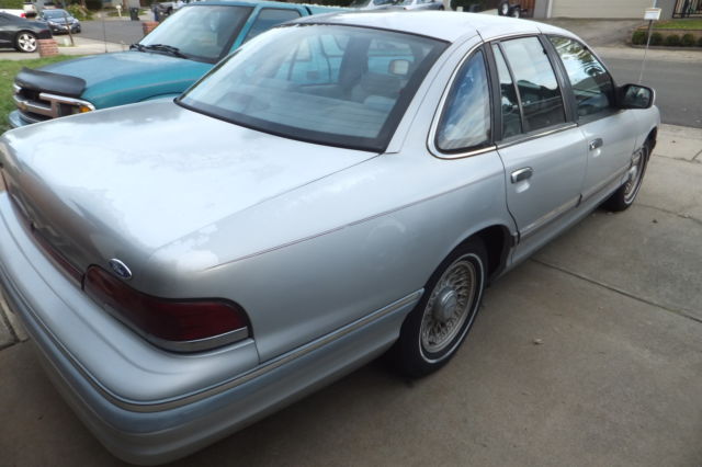 1993 Ford Crown Victoria Crown Victoria - photo 3