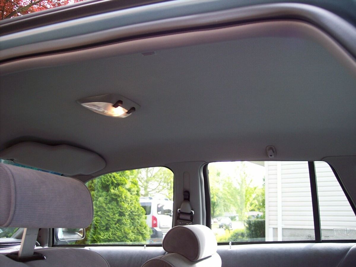 1993 Ford Crown Victoria LX 4Dr Sedan - photo 12