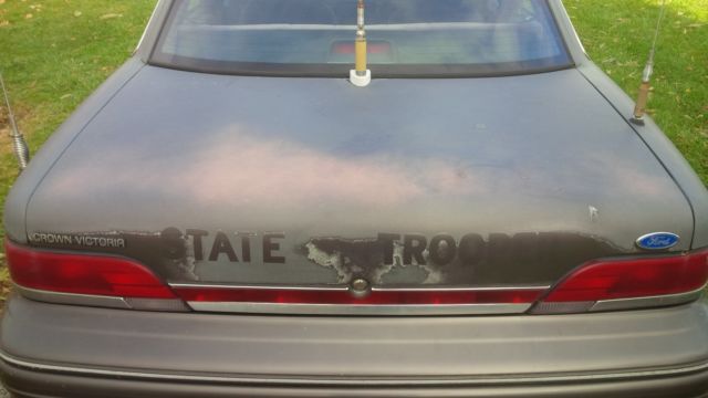 1993 Ford Crown Victoria - photo 6