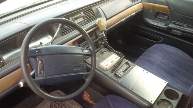 1993 Ford Crown Victoria - photo 9