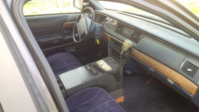 1993 Ford Crown Victoria - photo 7