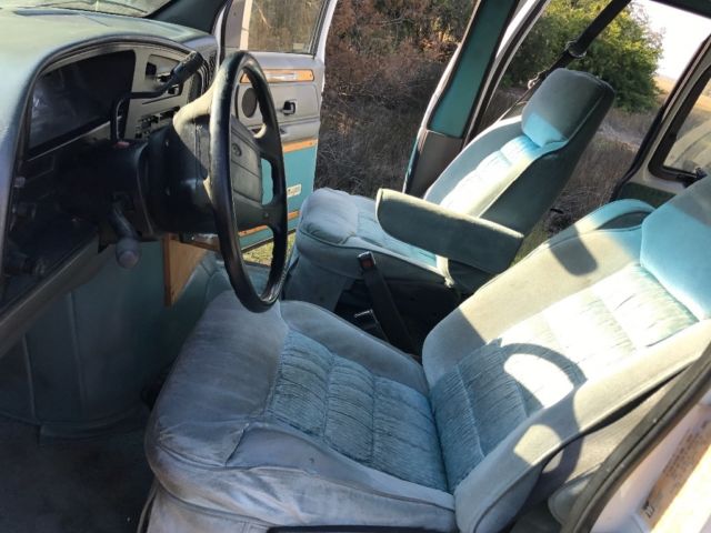 1993 Ford E-Series Van Winnebago - photo 8