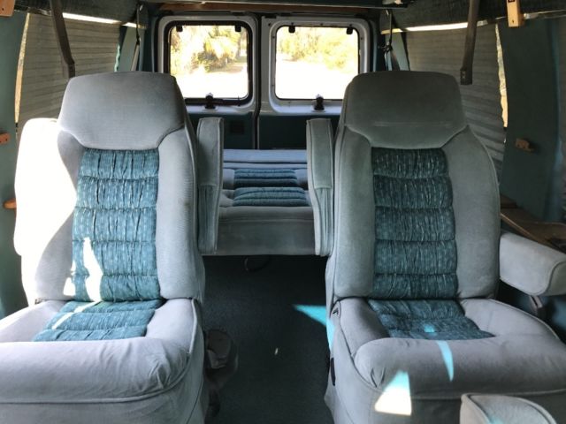 1993 Ford E-Series Van Winnebago - photo 9