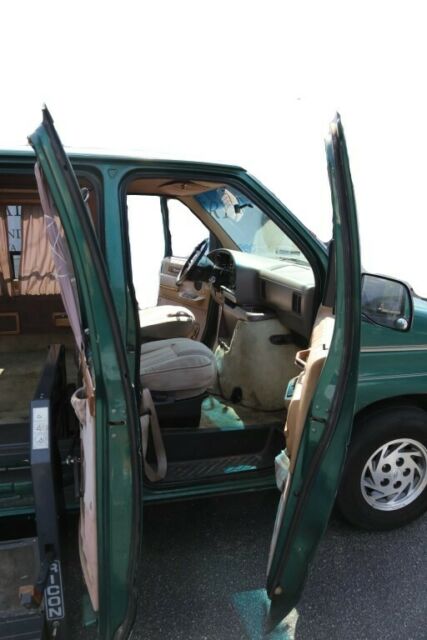 1993 Ford E-Series Van - photo 11