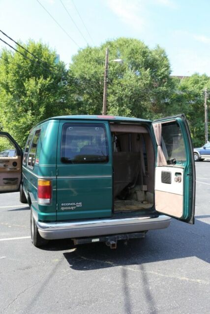 1993 Ford E-Series Van - photo 3