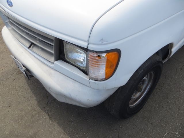 1993 Ford E-Series Van - photo 11