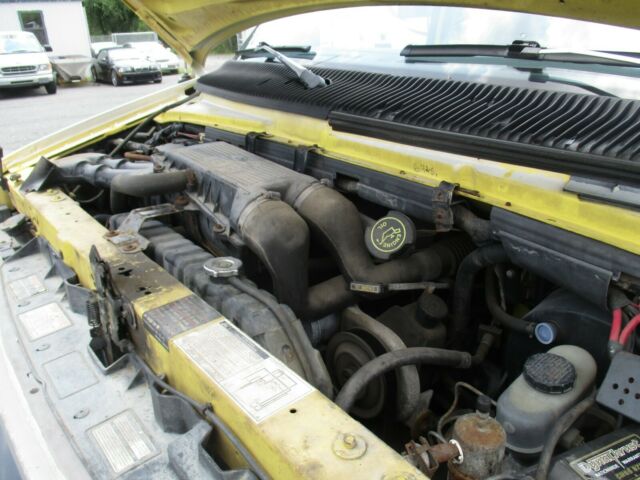 1993 Ford E-Series Van E-250 BOX TRUCK - photo 11
