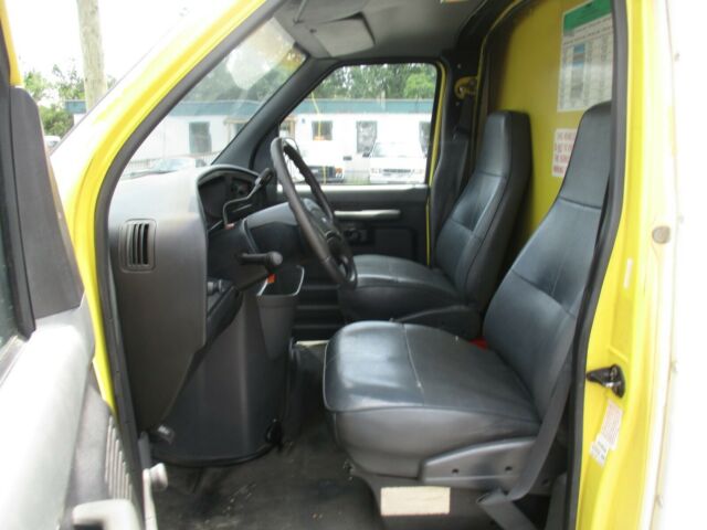 1993 Ford E-Series Van E-250 BOX TRUCK - photo 12
