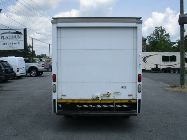 1993 Ford E-Series Van E-250 BOX TRUCK - photo 4
